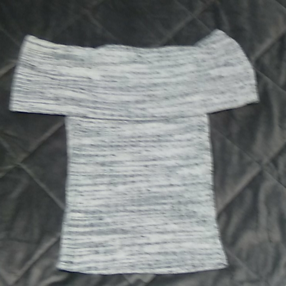 Express Top - Picture 2 of 4